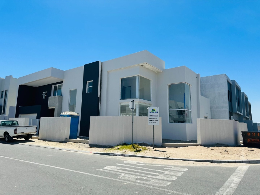 4 Bedroom Property for Sale in Sandown Western Cape